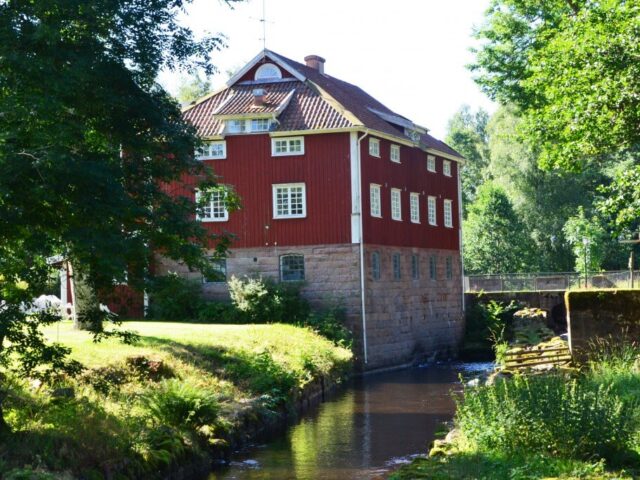 Årås Kvarn & Vandrarhem